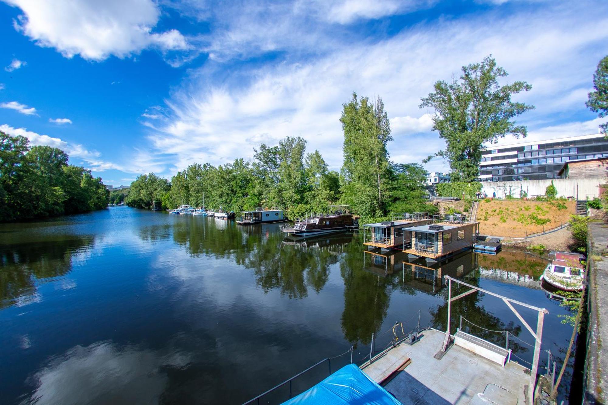 Bay Houseboats 3* Прага